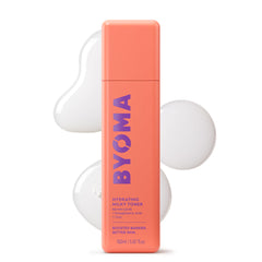 BYOMA Hydrating Milky Toner en botella, hidrata piel sensible.