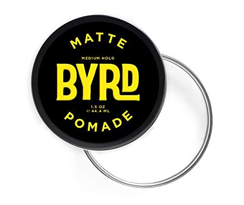 BYRD Pomada Mate, sin residuos gracias a base de agua para lavado fácil.