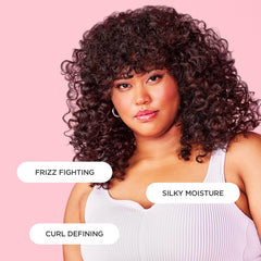 Cake Beauty Curl Friend manteca de karité para suavidad y control del frizz.