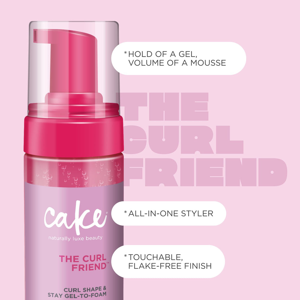 Rizos definidos tras el peinado con Cake Beauty.