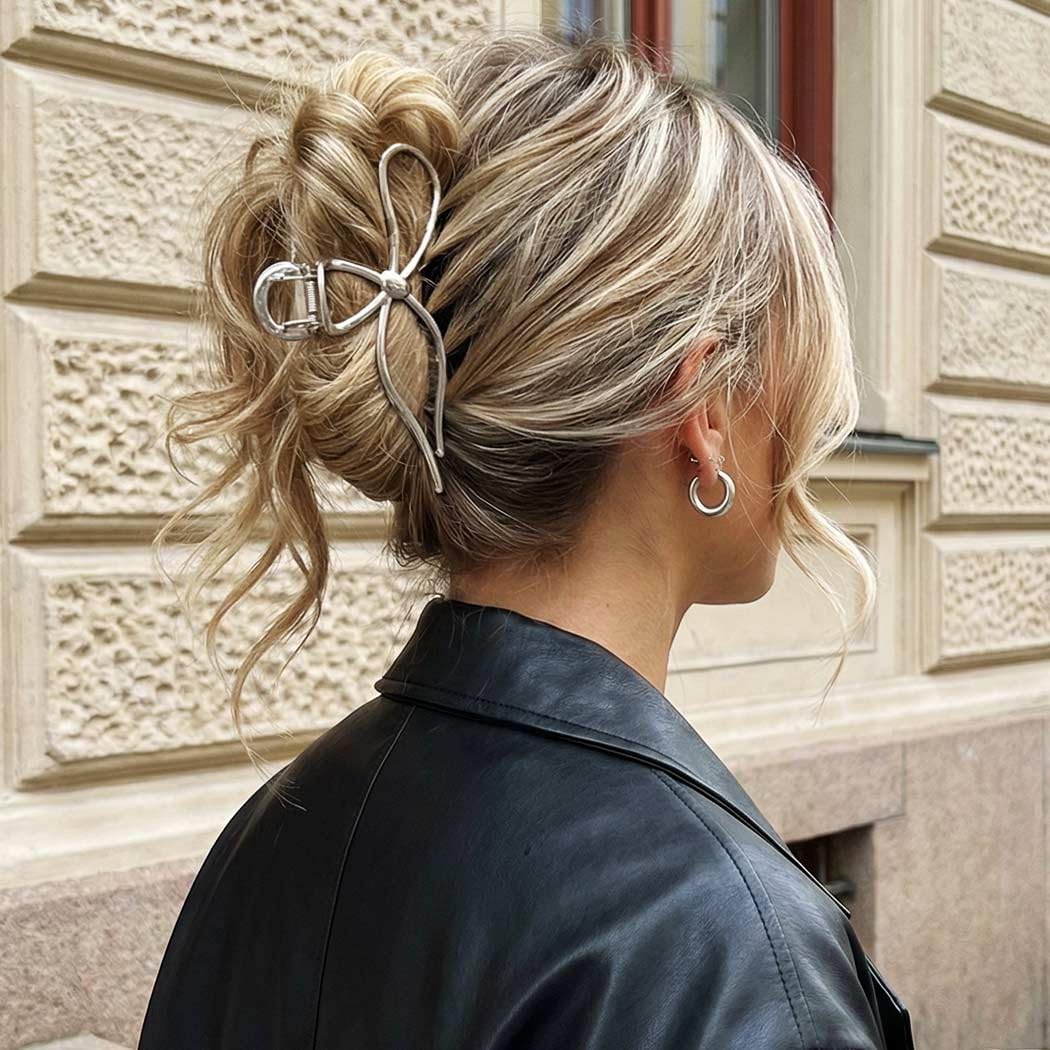 CAKURE bow clip makes a thoughtful gift for women and girls.