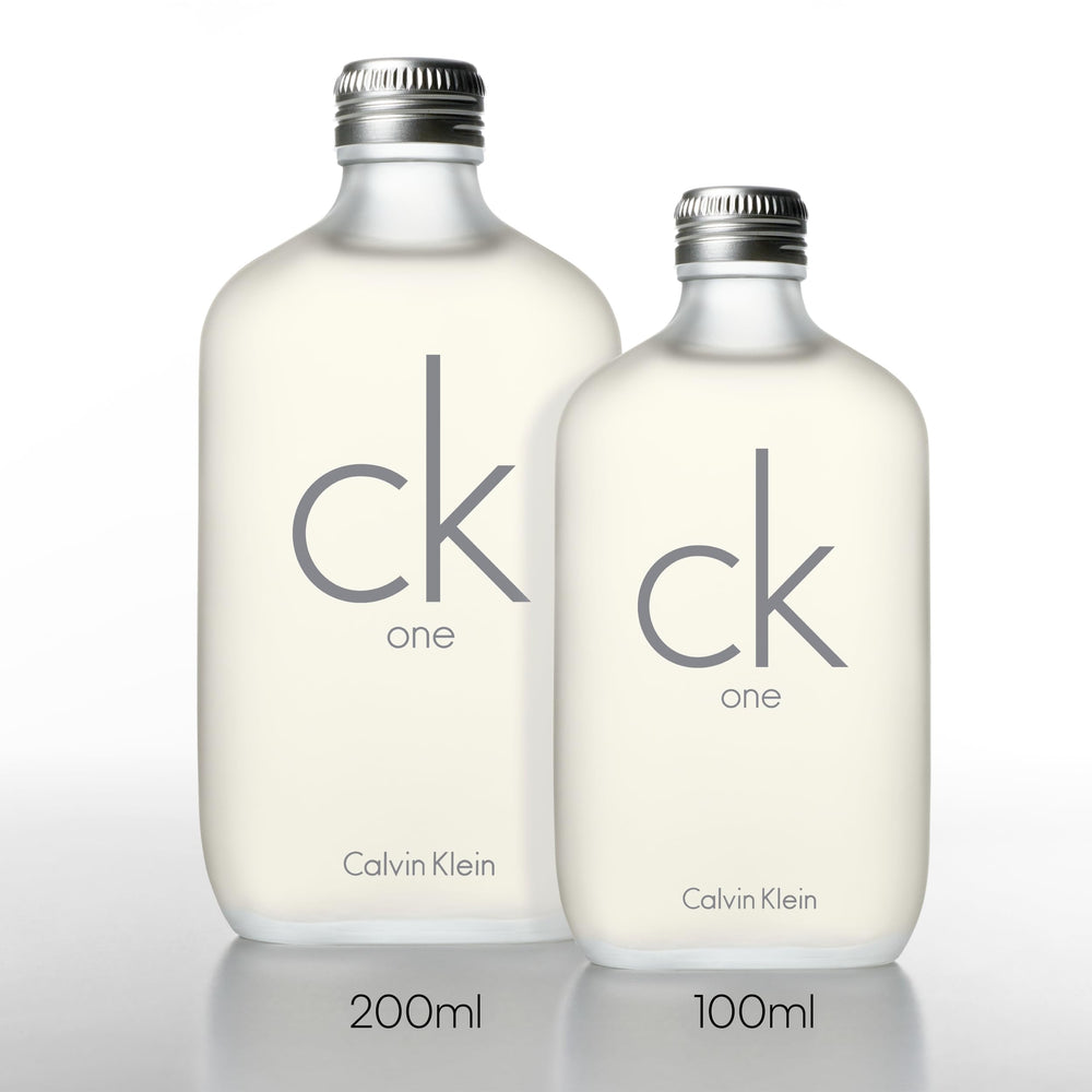 CK One amber musk base evokes lasting warmth and depth.