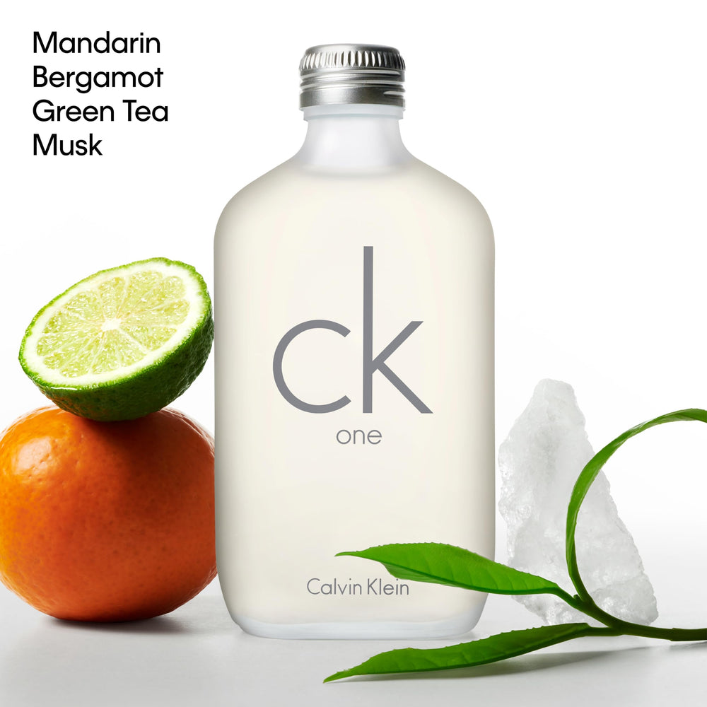 CK One green tea note closeup highlighting fresh, energizing aroma.
