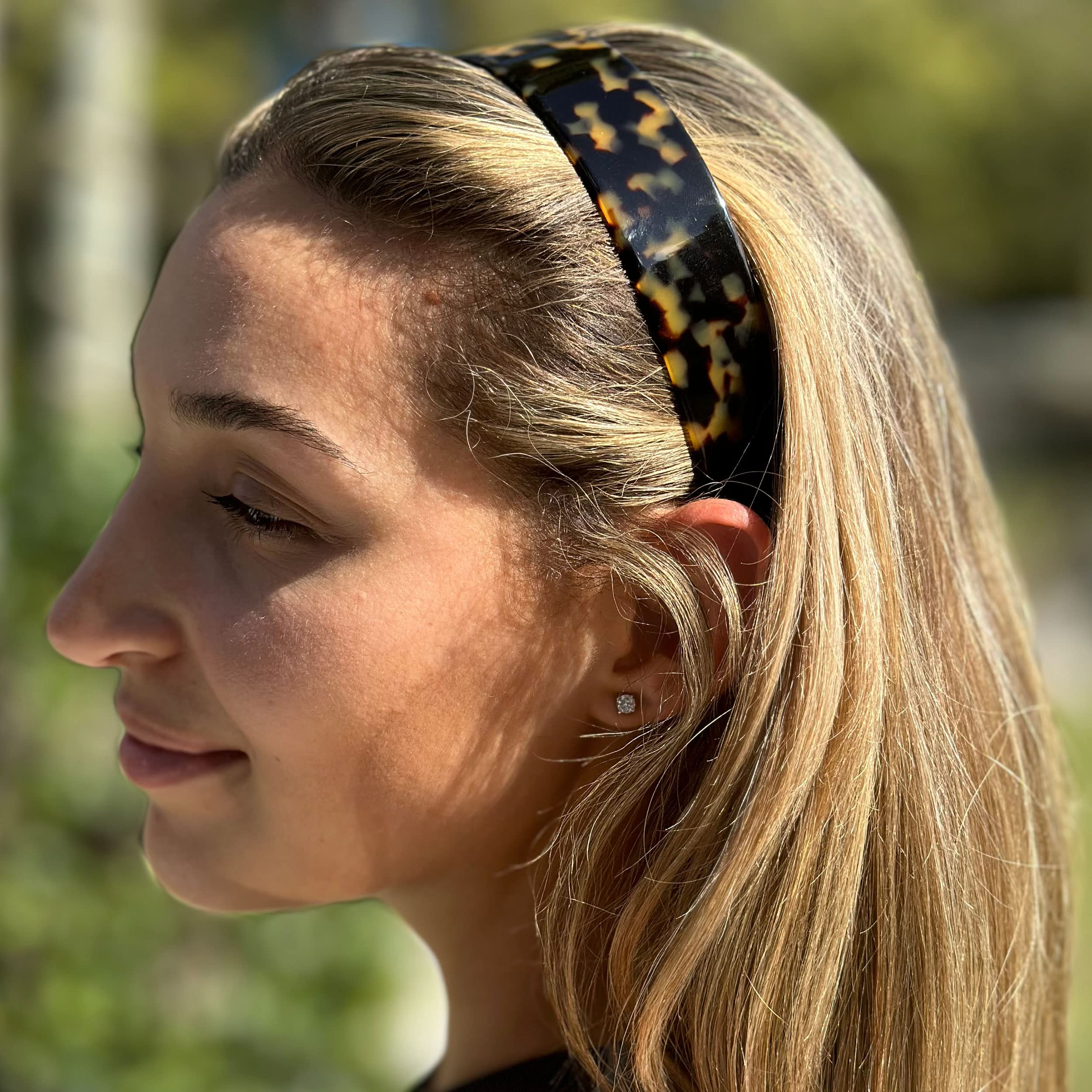 Camila Paris CP3460 headband worn by model for daily styling.