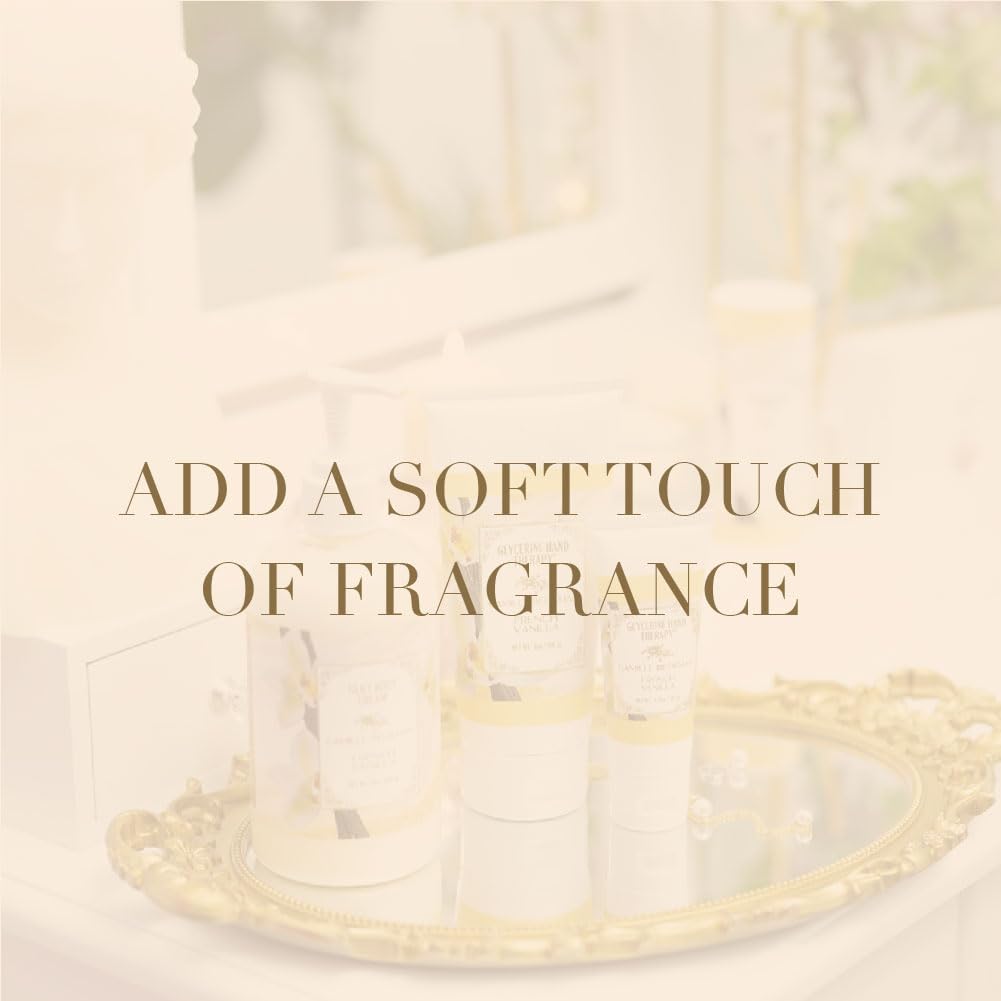 Camille Beckman French Vanilla talc-free powder aroma of vanilla and musk.
