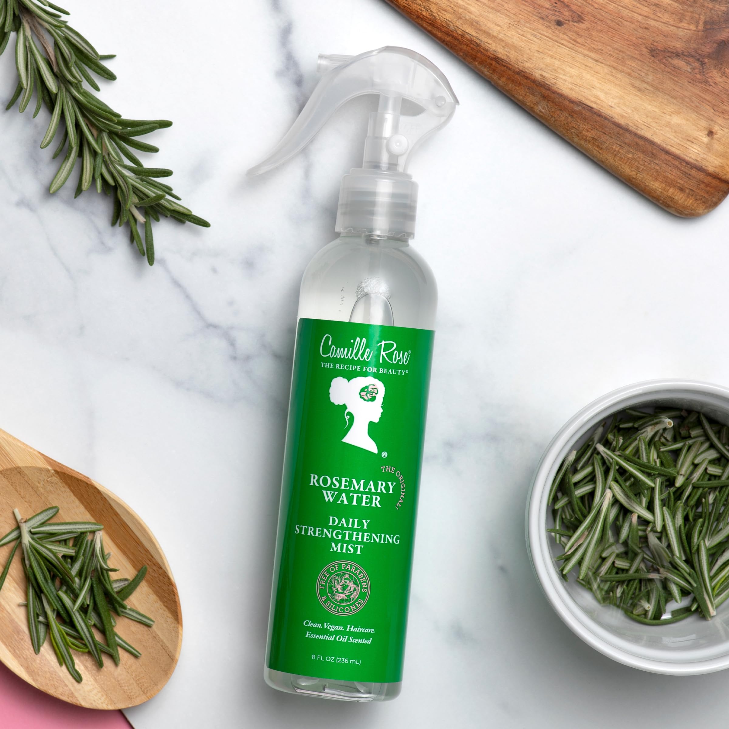 Menta refrescante de Camille Rose para un efecto vigorizante en las raíces