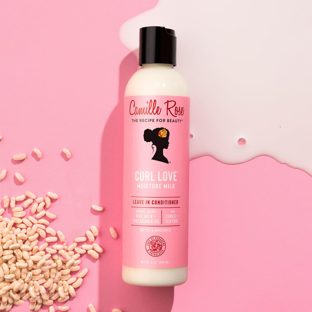Textura cremosa de Curl Love Moisture Milk, listo para pegarse a las hebras sin apelmazar.