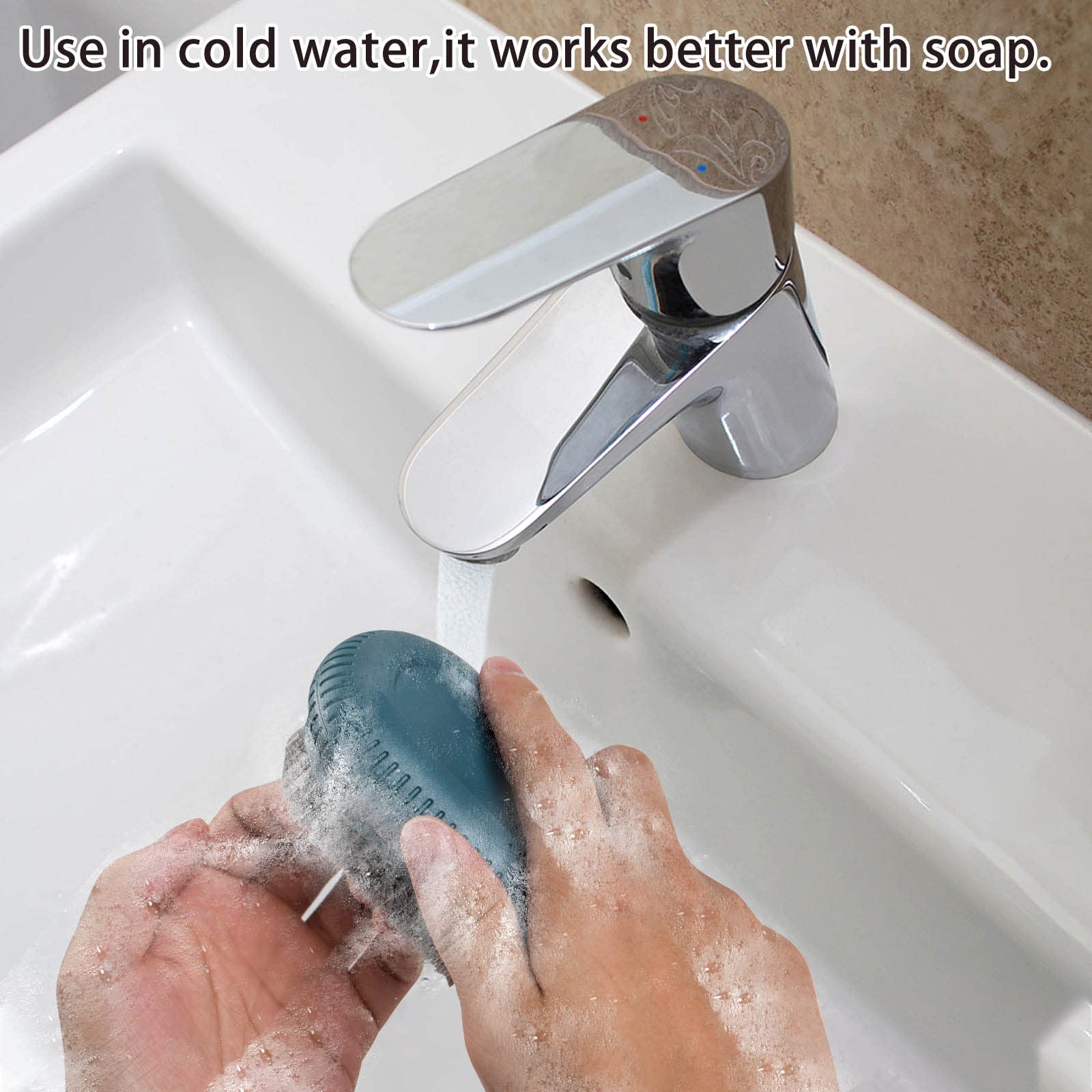 CANIPHA nail brush blue handle ideal for daily use.
