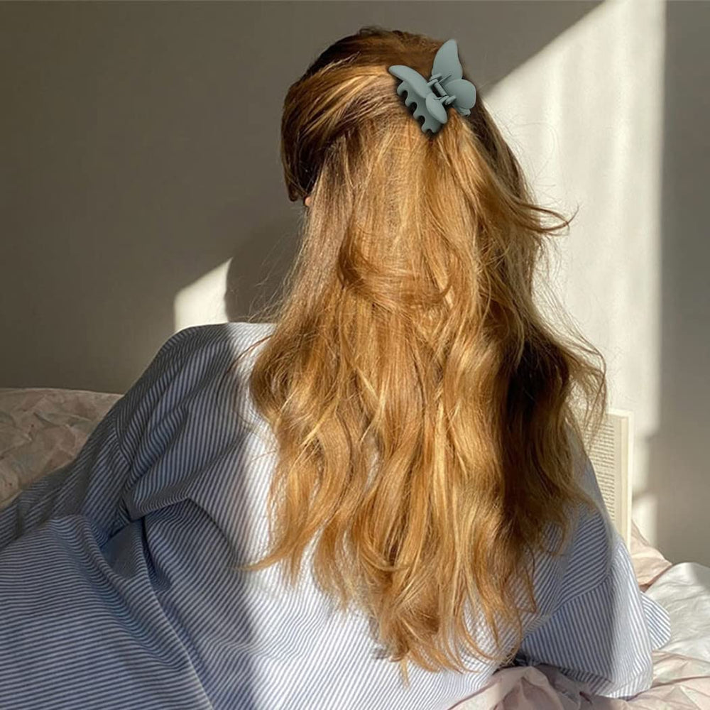Canitor butterfly clip matte finish emphasizes smooth touch and comfortable wear.