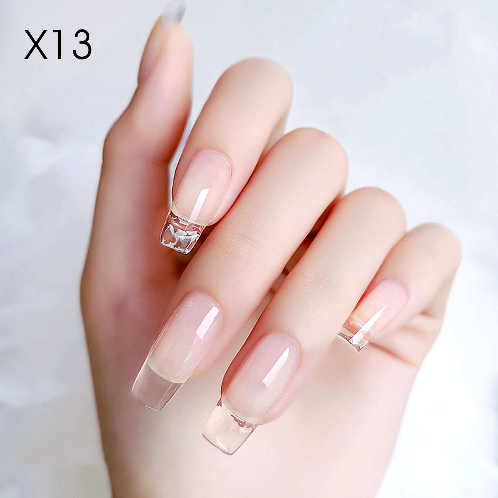 Acabado cristal con CANNI Builder Nail Gel para un look limpio