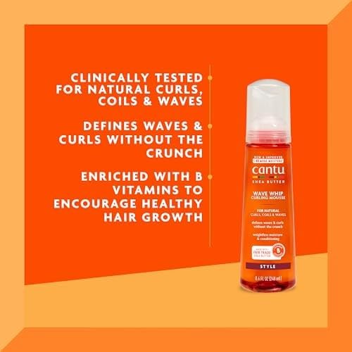 Rizos definidos con Cantu Wave Whip Mousse para estilo duradero.