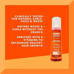 Rizos definidos con Cantu Wave Whip Mousse para estilo duradero.
