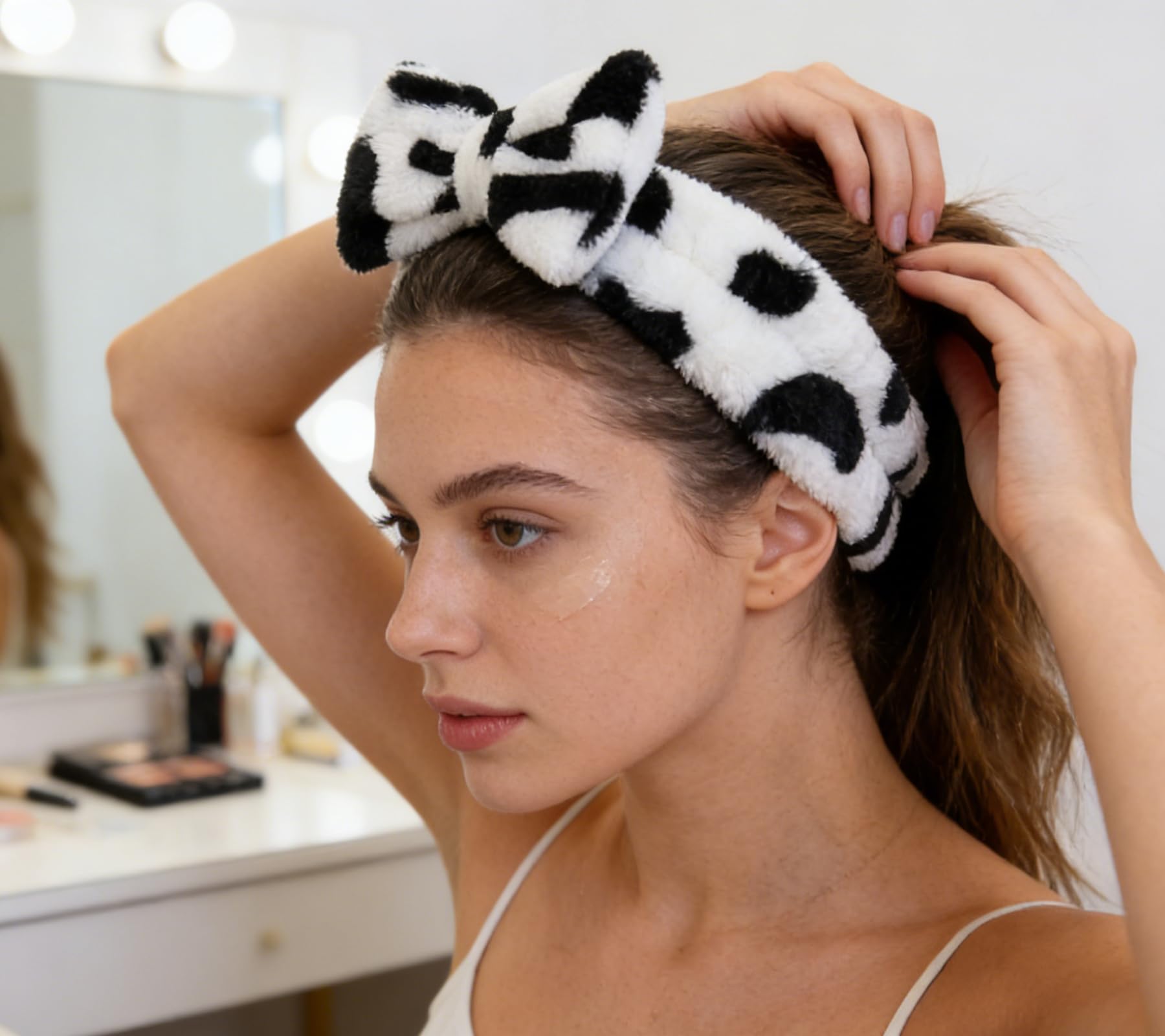Casoty spa headband bow-style ideal for face washing and skincare
