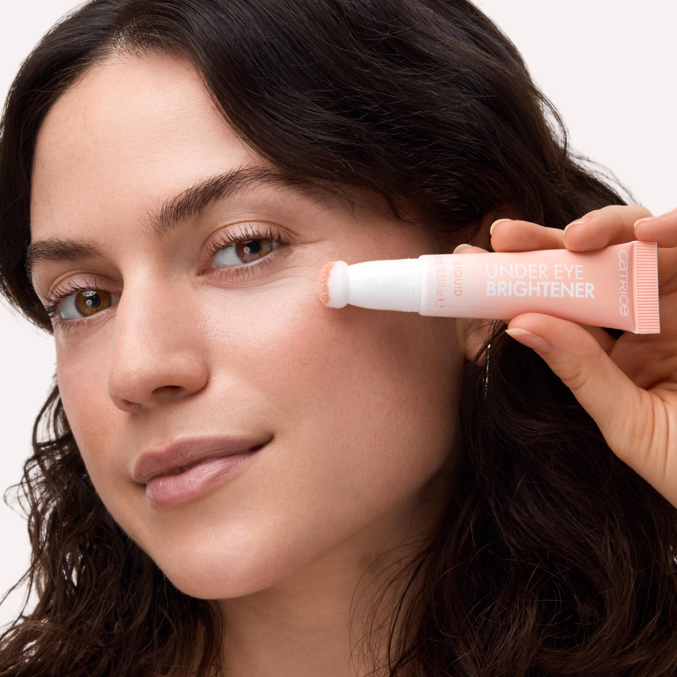 Comparación entre iluminador líquido y crema de Catrice