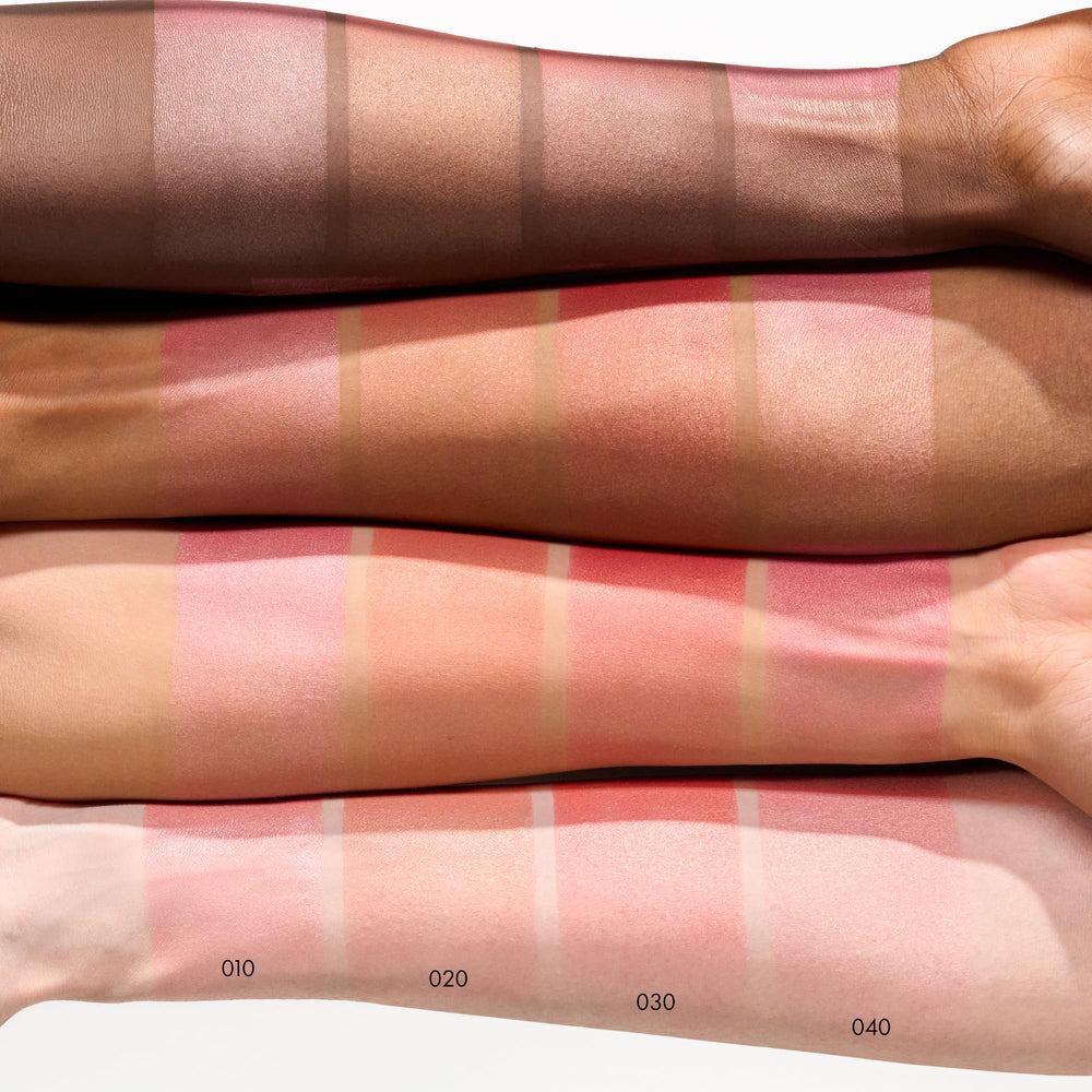 Catrice Soft Glam Baked Blush color buildable para looks sutiles o definidos