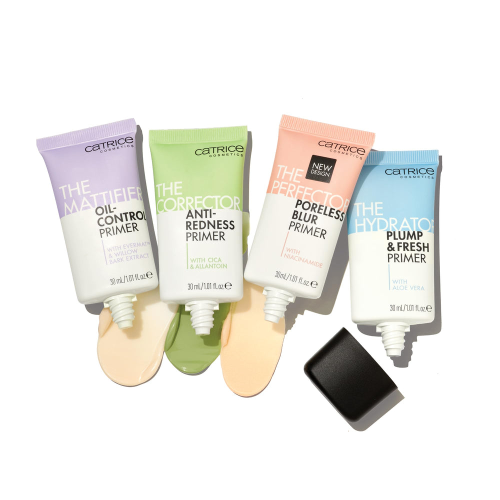 Catrice The Perfector Poreless Blur Primer application shows base for extended wear.