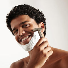 CAVEEM blades compatible with standard double-edge razors for versatile use