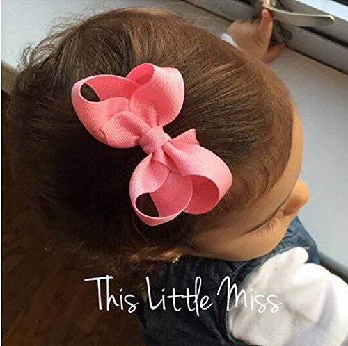 CÉLLOT back-to-school accessory for girls' everyday looks.