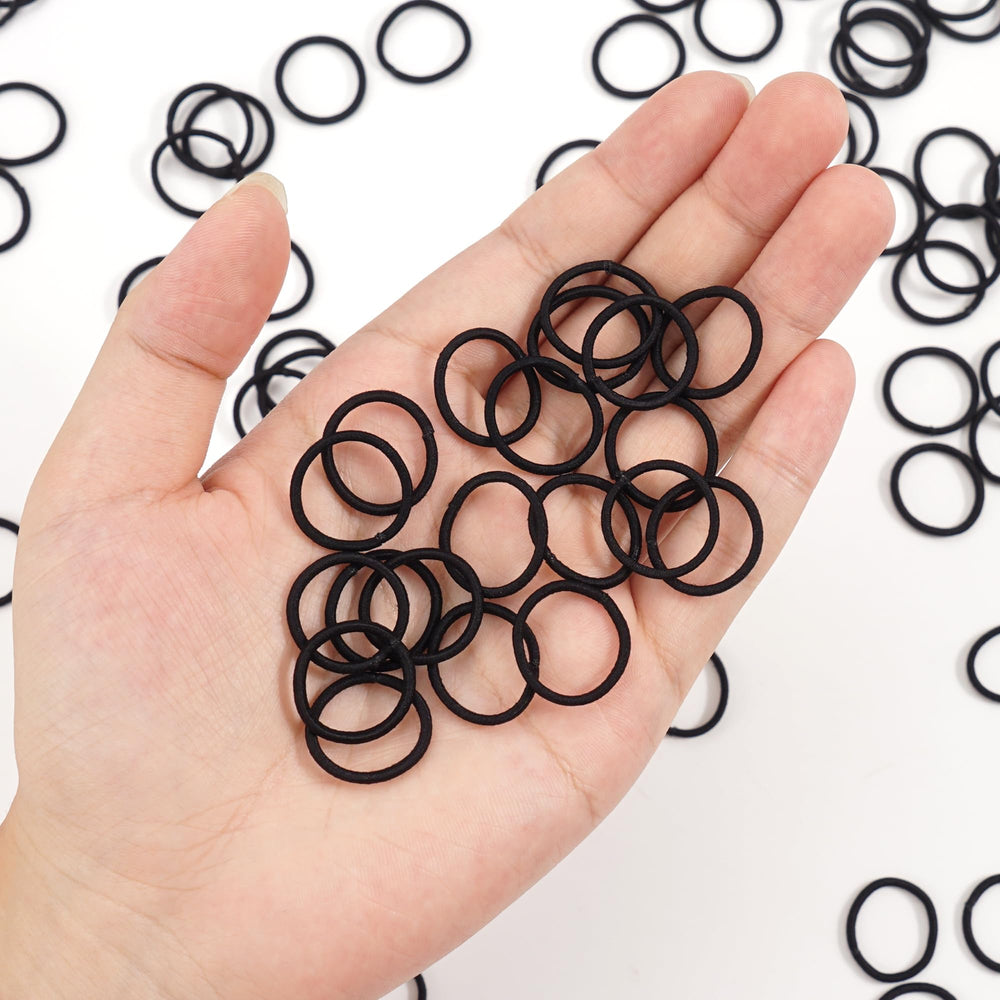 Durable elastic material suitable for active children