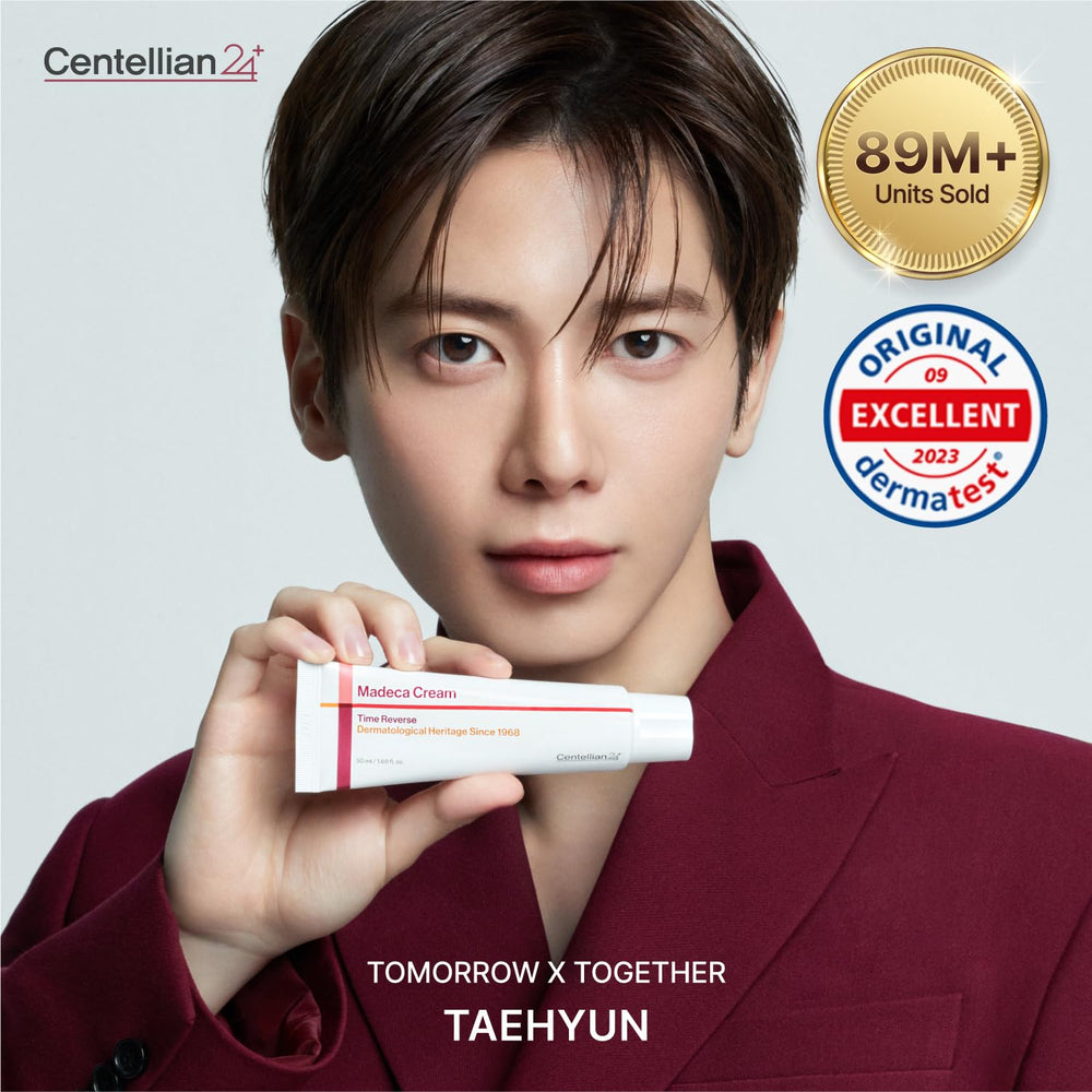Centellian 24 Madeca Cream Time Reverse texture closeup highlights rich, fast-absorbing cream.