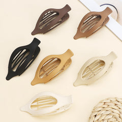 CHANDAT smooth-curve flat clip with gentle grip avoids pulling the scalp.