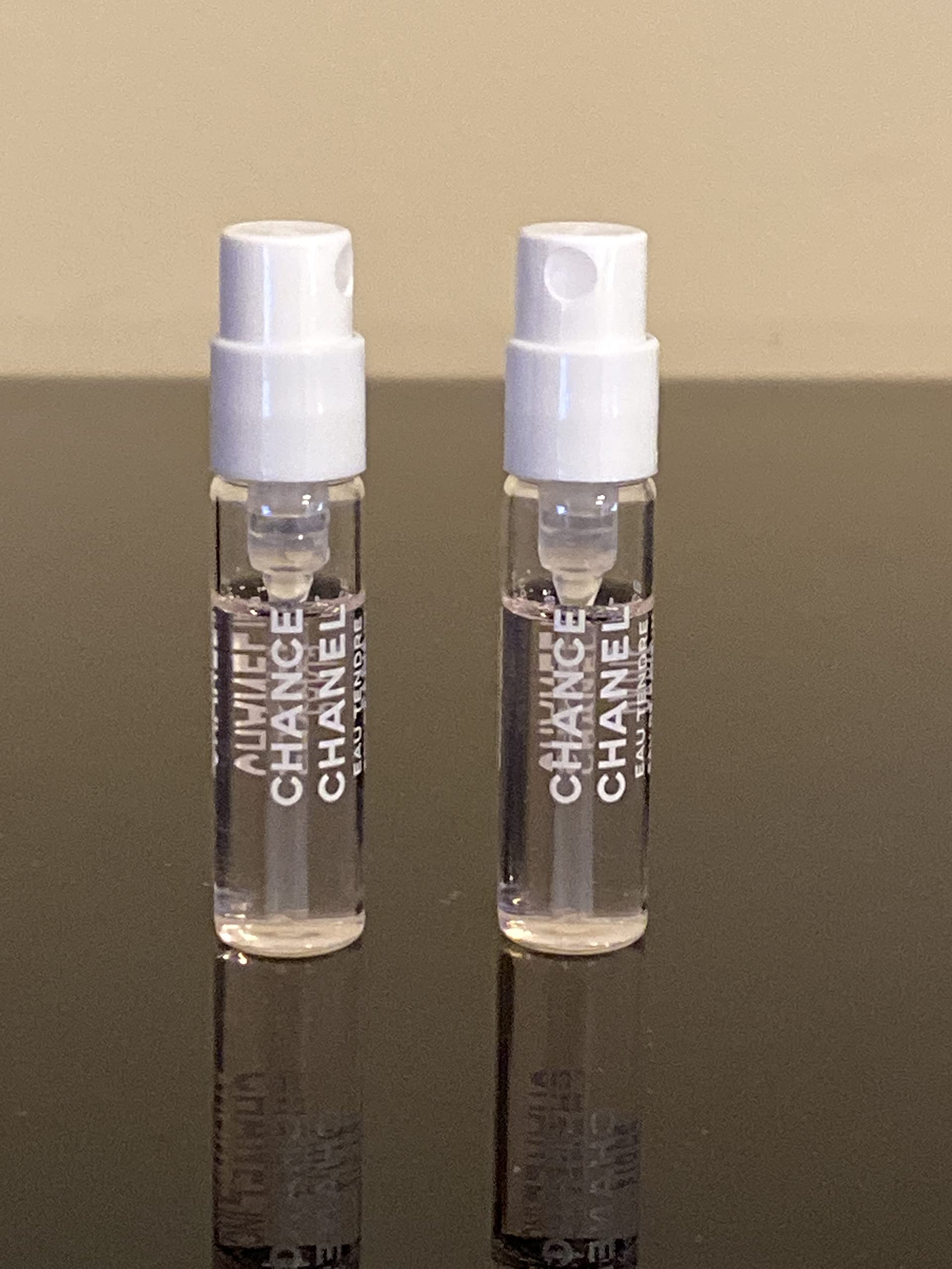 CHANEL Chance Eau Tendre sampler application view shows easy dab for scent boost