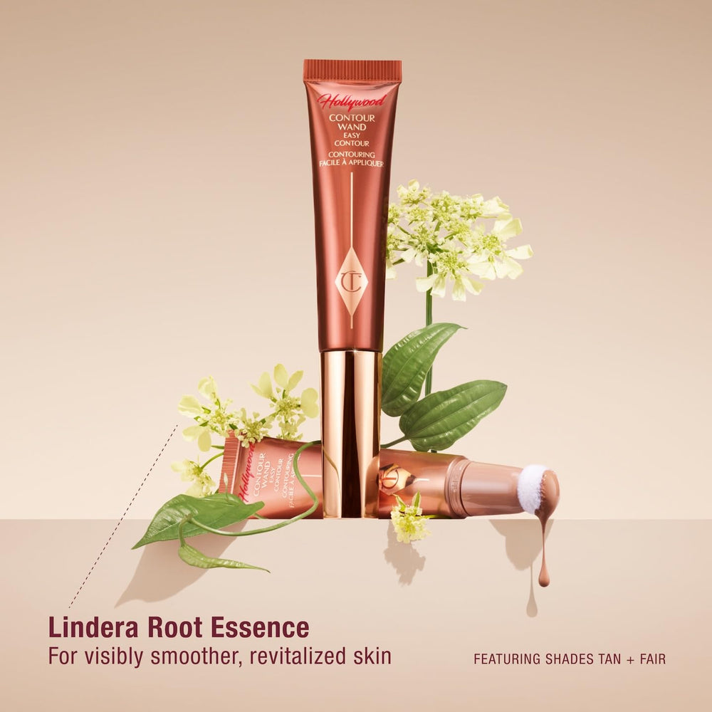 Charlotte Tilbury Hollywood Liquid Contour Wand cushion applicator in action.