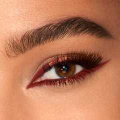 Charlotte Tilbury Magic Eyeliner dual-ended design enables bold definition and glow.