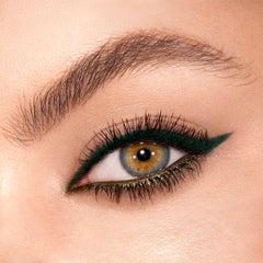 Charlotte Tilbury Magic Eyeliner Green Lights used on outer lash line for definition.