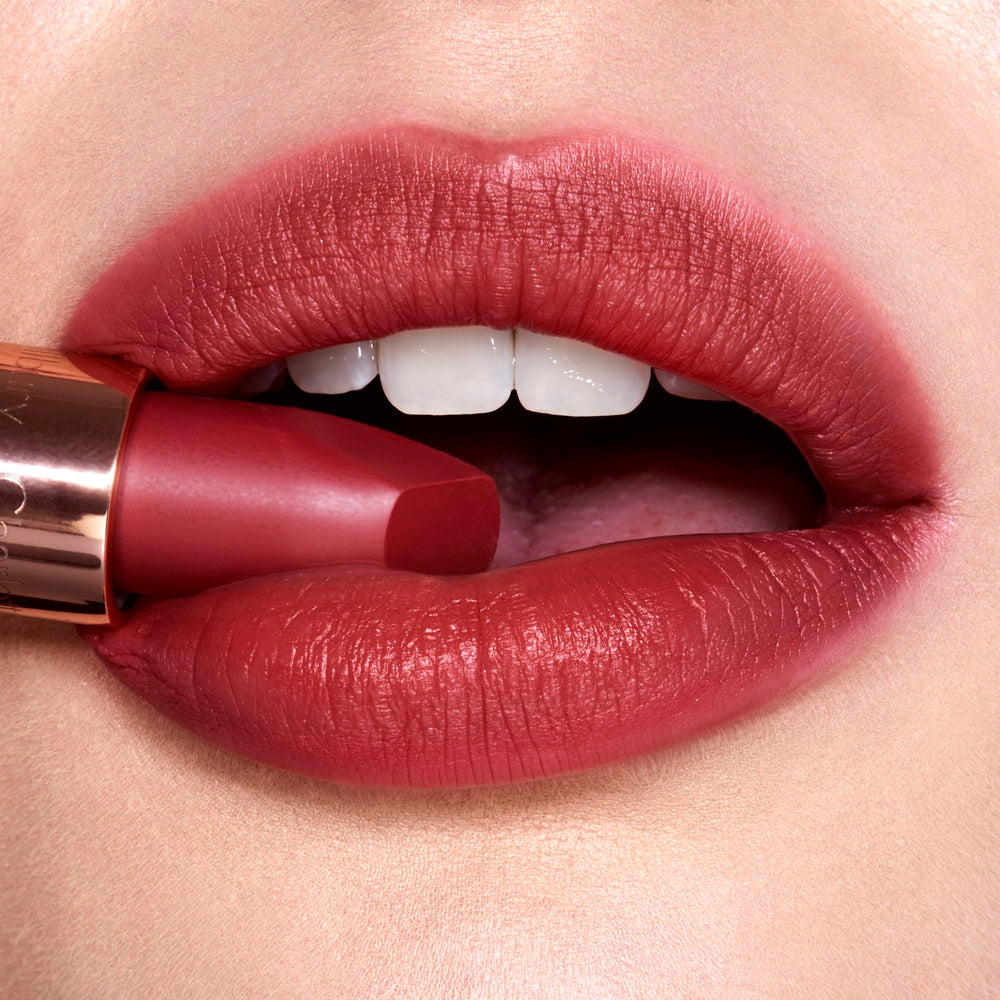 Nourishing Lipstick Tree Extract in Matte Revolution formula for lips