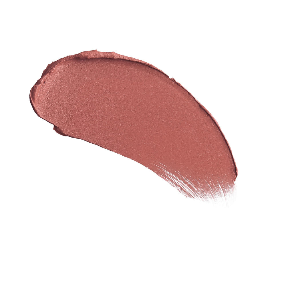 Runway-inspired nude lip looks for everyday confidence.