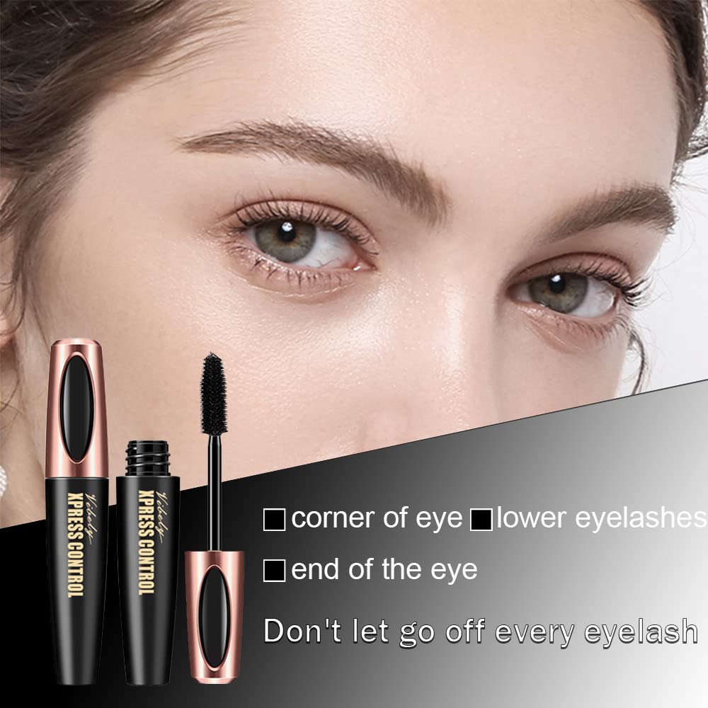Charm Kiss soft brush enables comfortable, beginner-friendly mascara application