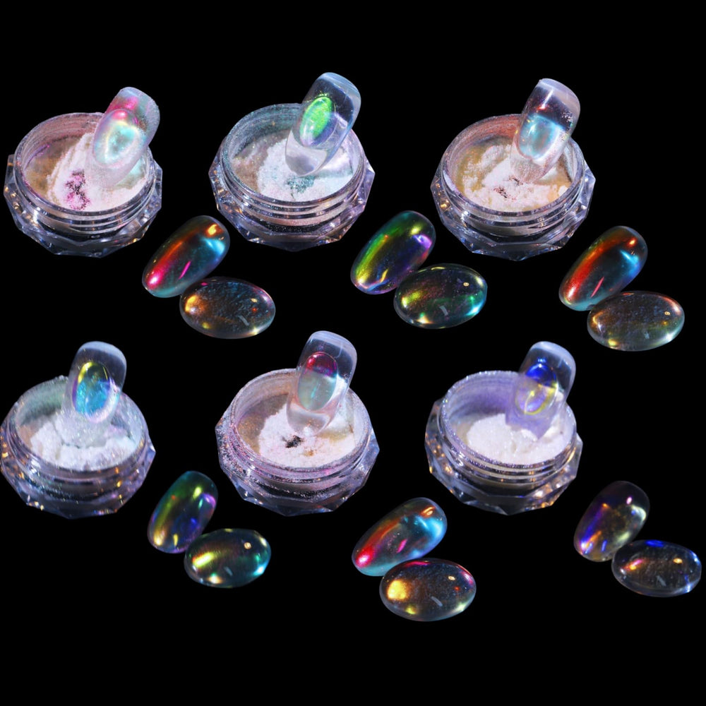 Polvo Charming May Aurora transparente para uñas con acabado iridiscente suave