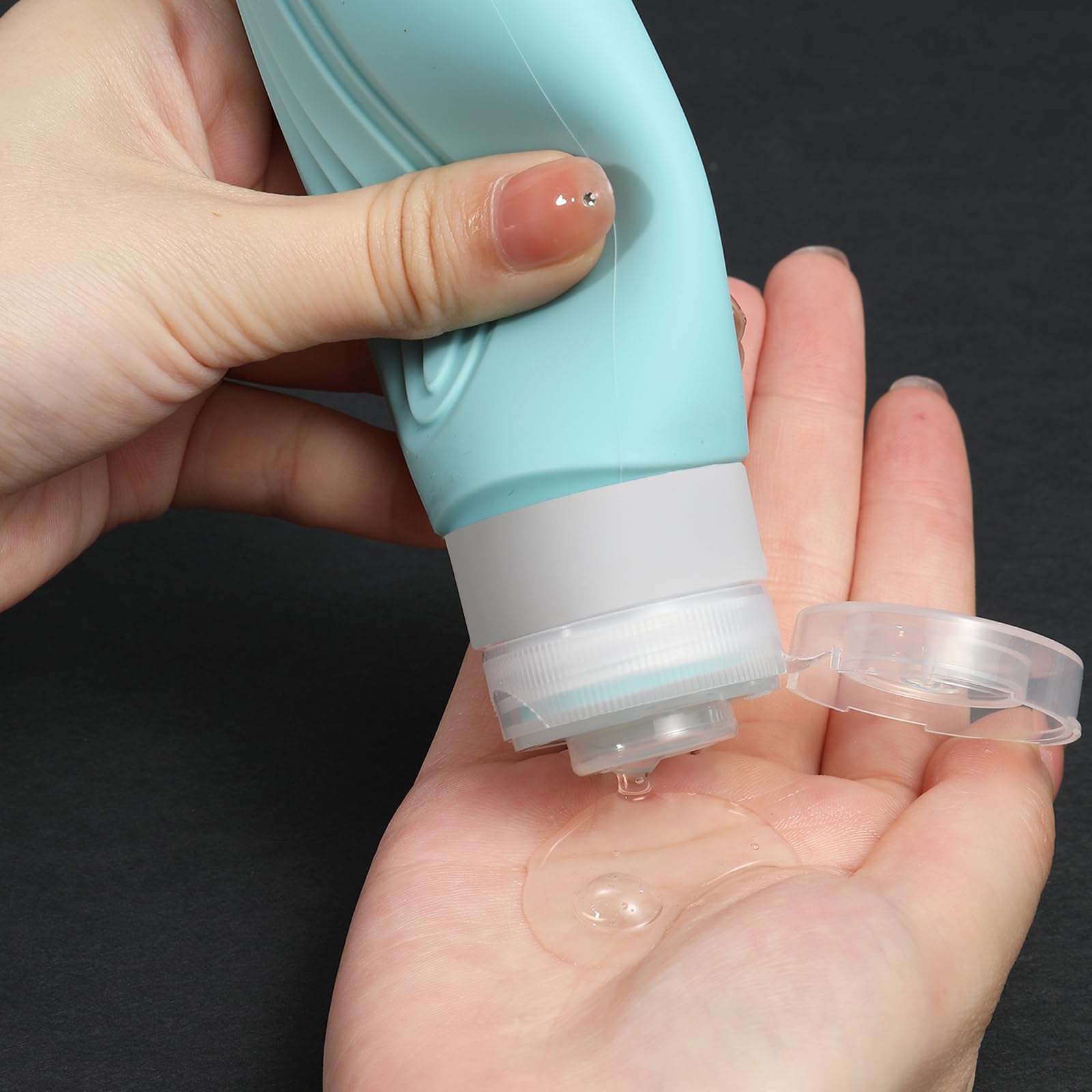 CHEODIN bottle cap with cross-shaped flow-control for precise dispensing.