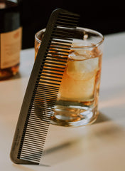 Chicago Comb Model 6 graphite-black carbon fiber finish