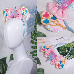 Child model wearing CHuangQi headband, cute and vibrant party accessory.