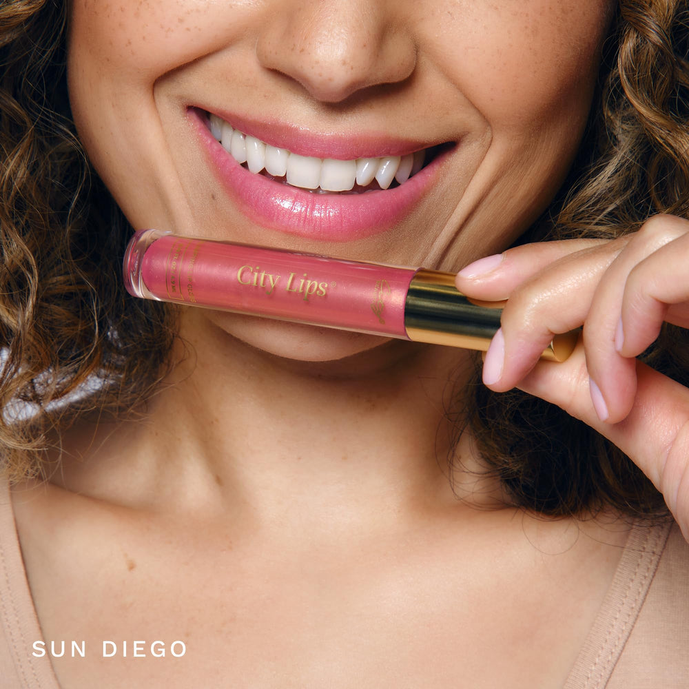 Hyaluronic Acid spheres in City Lips Sun Diego hydrate lips deeply