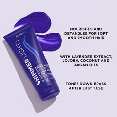 Clairol Professional Shimmer Lights mascarilla violeta neutraliza brillos no deseados.