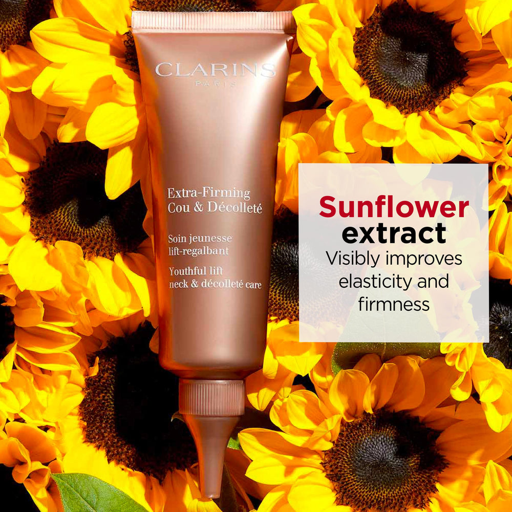 Clarins kangaroo flower mitracarpus formula ingredient imagery for plant-powered renewal.