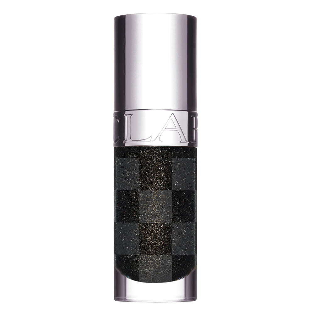 Clarins Lip Comfort Oil close-up with high shine for a luminous lip look.