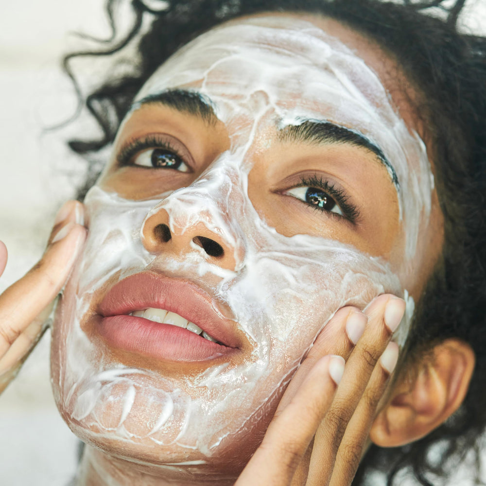 Clarins Velvet Cleansing Milk with moringa extract for refreshed skin.