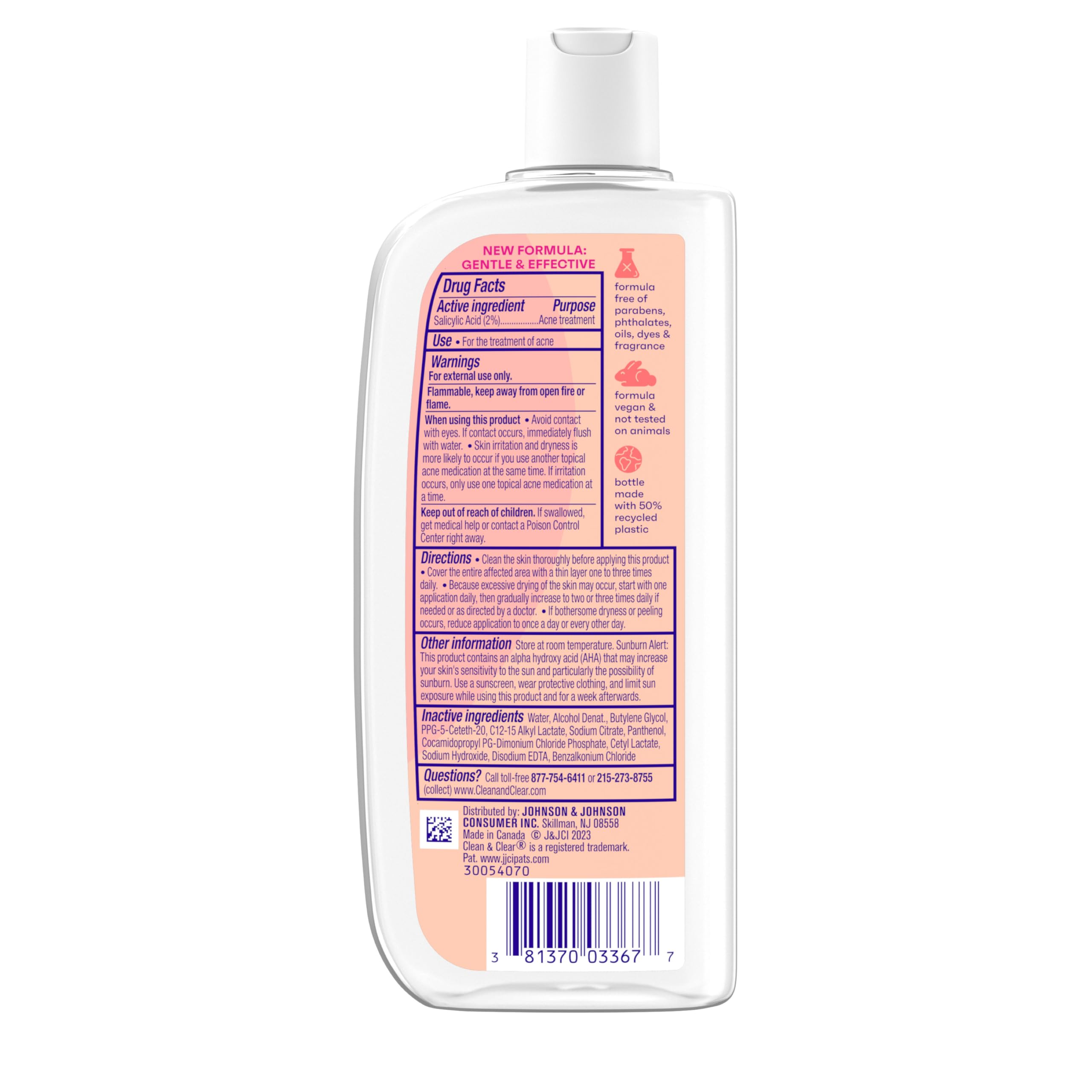 Clean & Clear Essentials box with bottle highlights daily acne routine options.