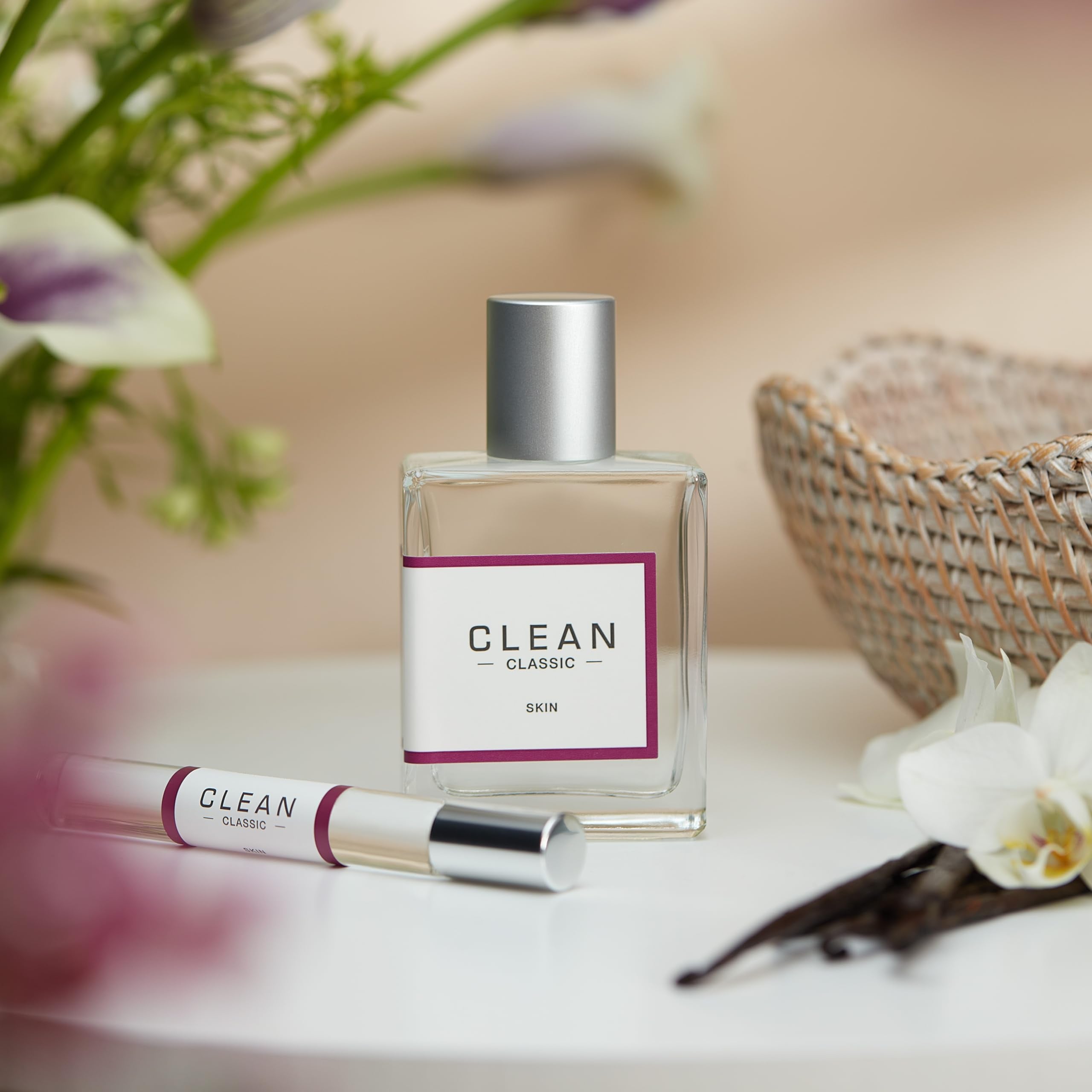 Vanilla and cashmere woods bring a warm, comforting layer.
