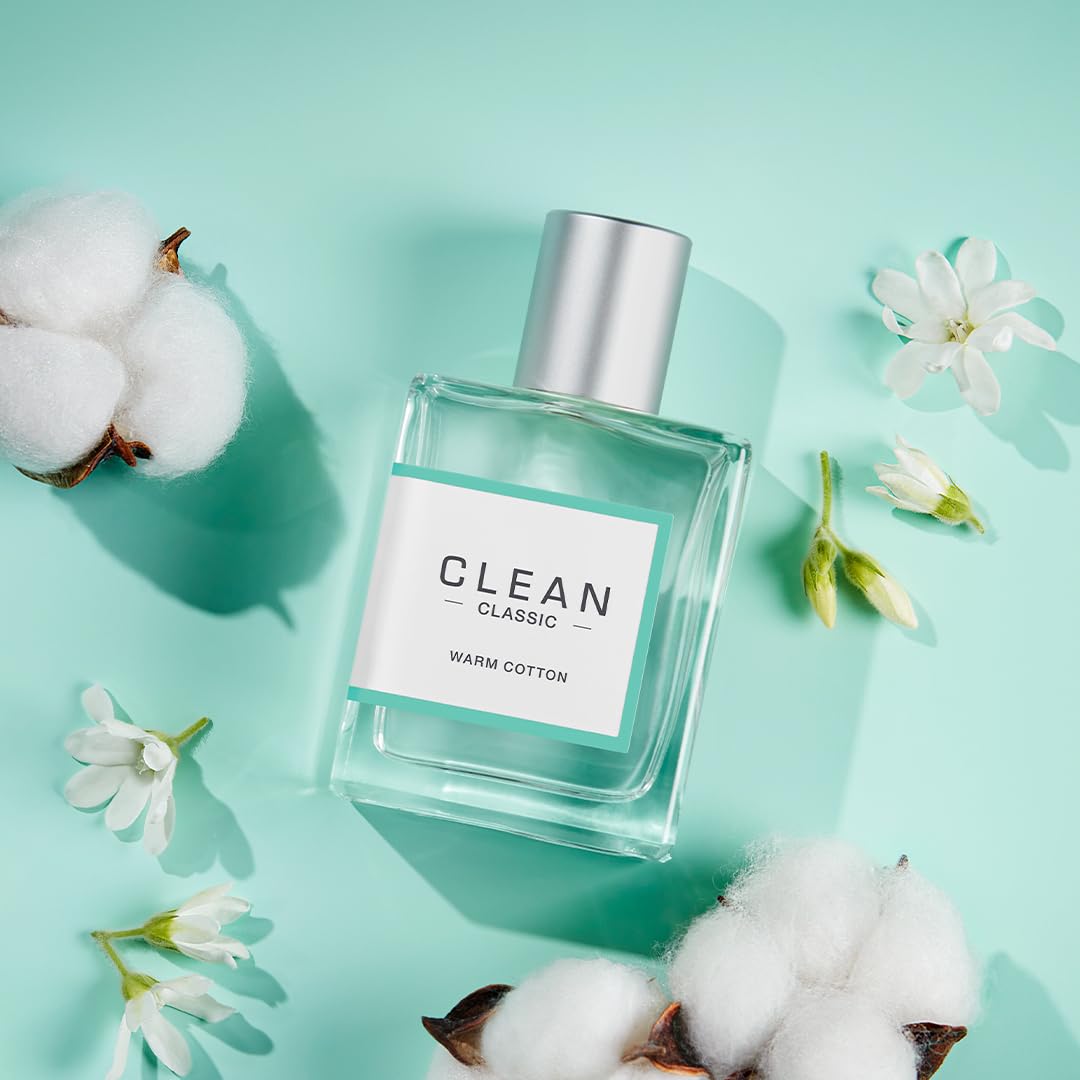 CLEAN CLASSIC Warm Cotton packaging highlights eco-conscious choices and recyclability.