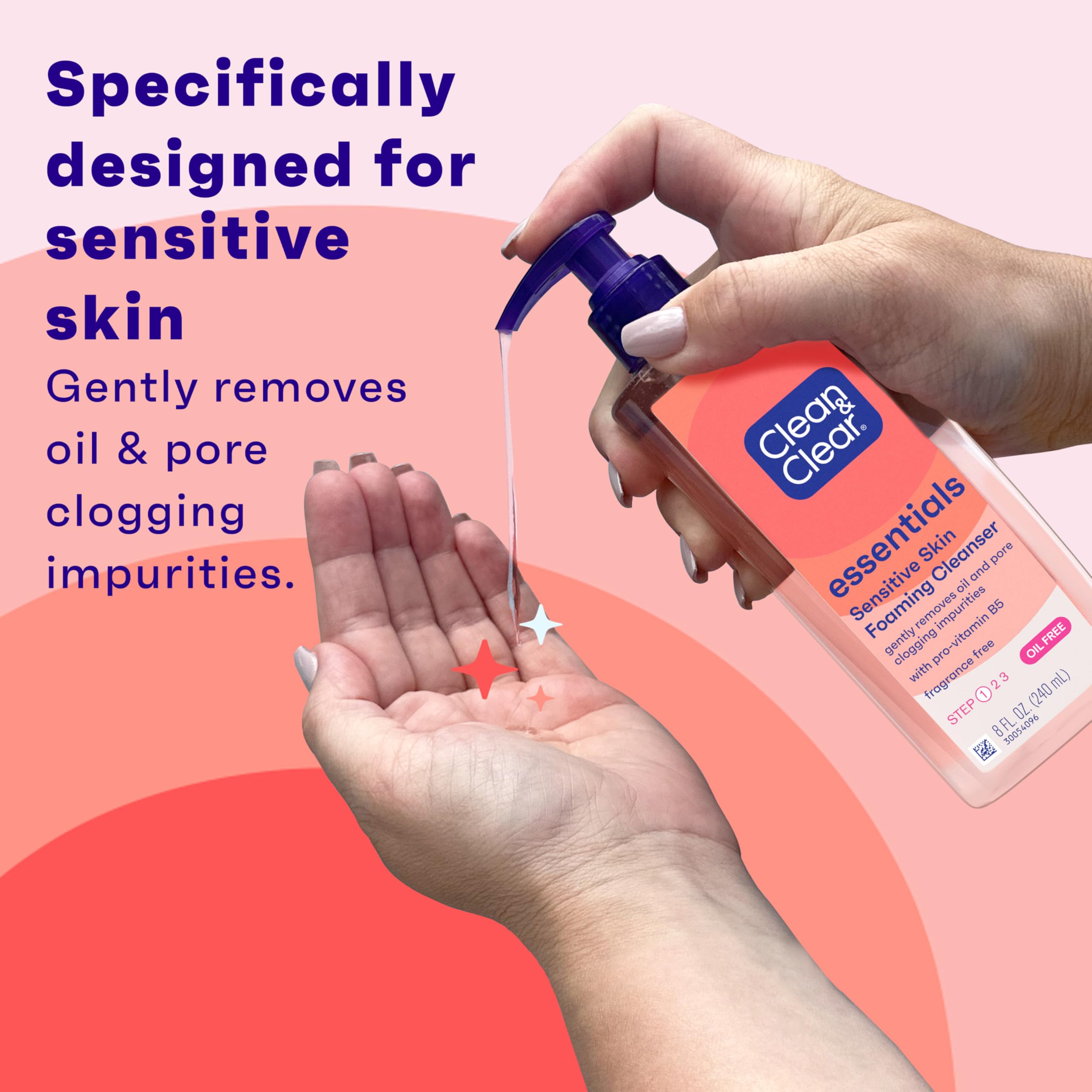 Clean & Clear Essentials foaming-lather close-up demonstrates gentle cleansing and oil removal.