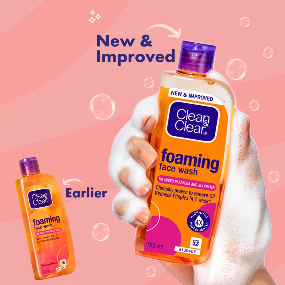 Clean & Clear Foaming Face Wash pump dispensing for quick daily cleanse.