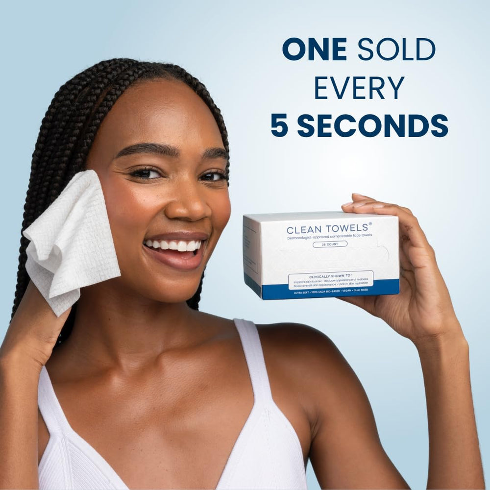 Dos paquetes de toallas faciales Clean Skin Club para rutina diaria.