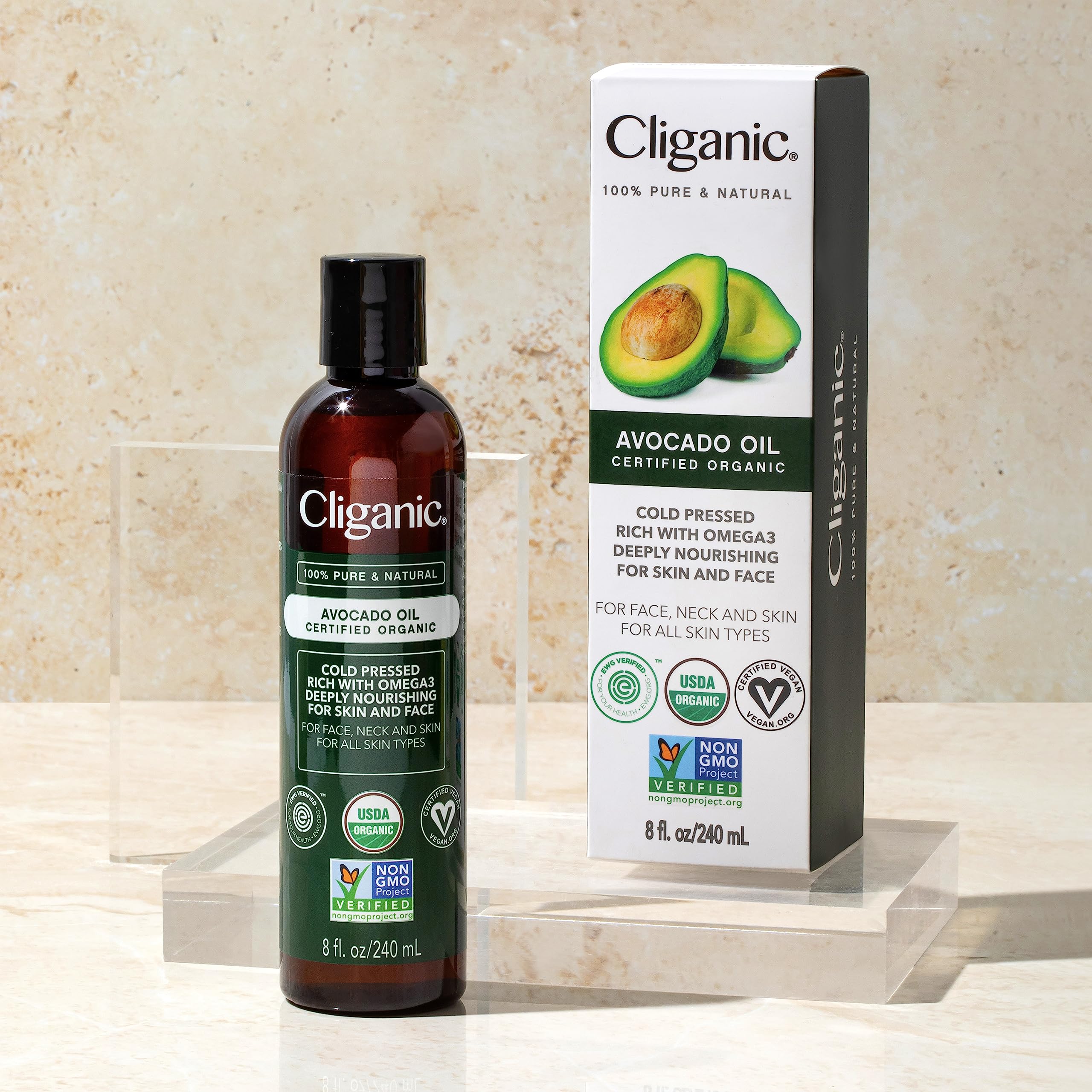 Cliganic Aceite de Aguacate en envase sostenible, libre de OGM.