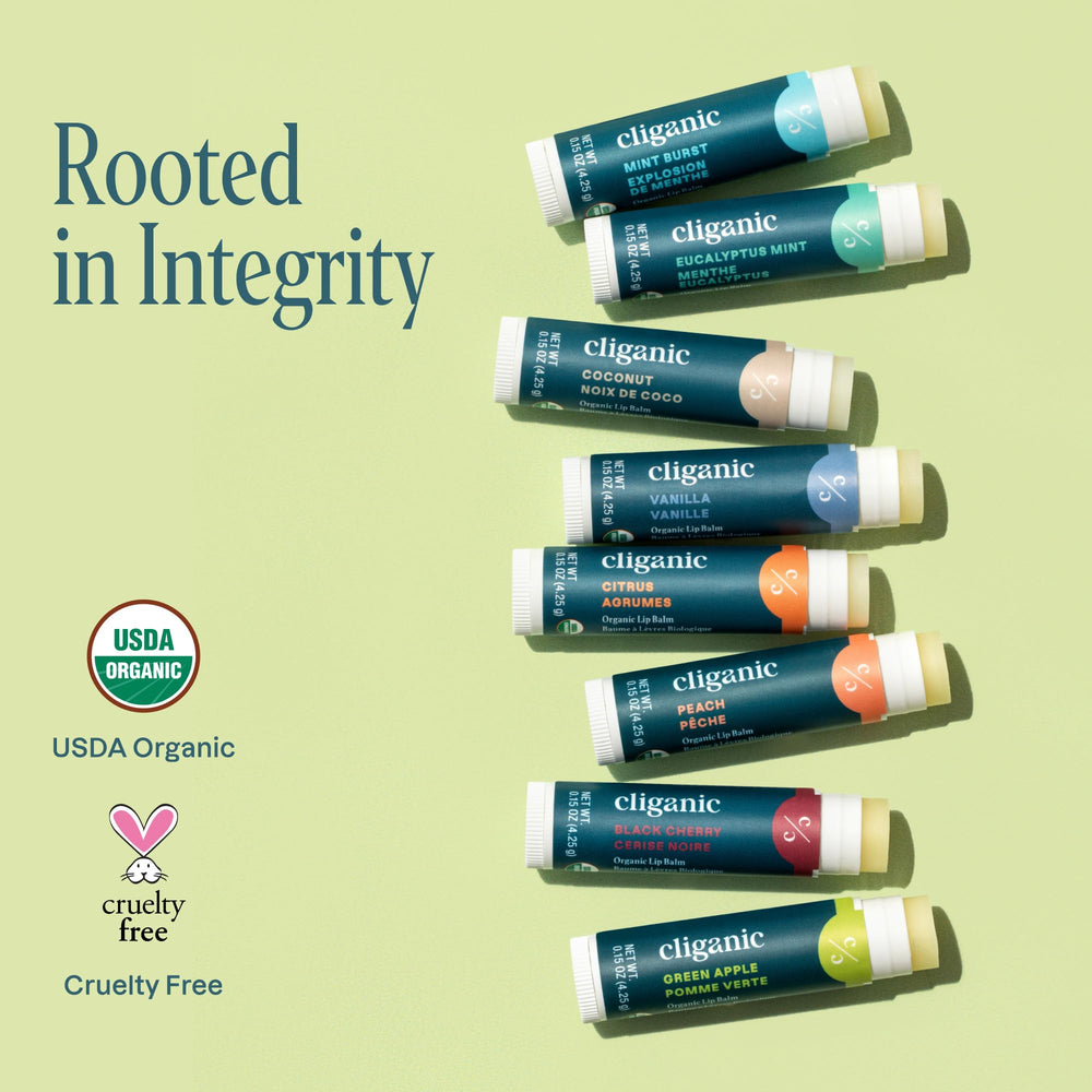 Cliganic Balsamo Labial Orgánico, sabor cereza negra hidrata y suaviza