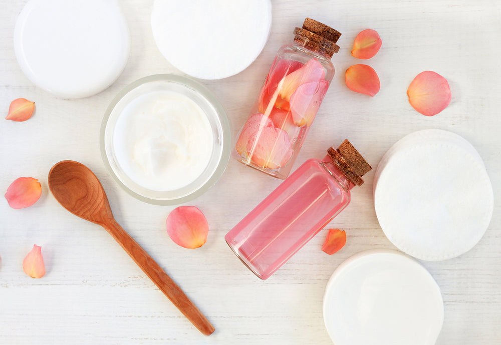 Bulk 1200-count pack for convenient skincare routines at home.
